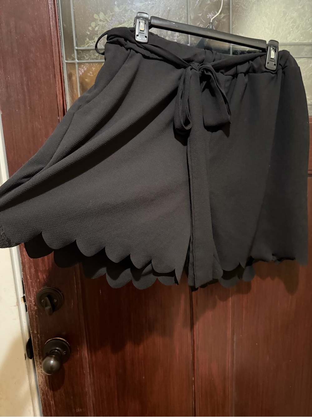 Black Scallop-Hem Tie Front Shorts